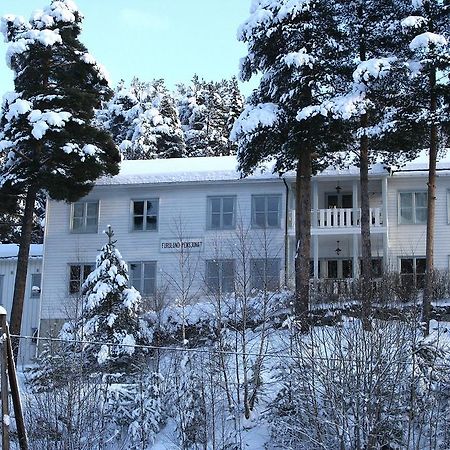 Furulund Pensjonat Ron Exterior photo
