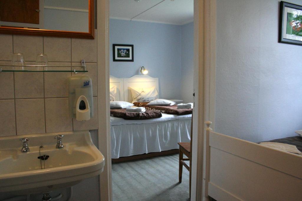 Furulund Pensjonat Ron Room photo